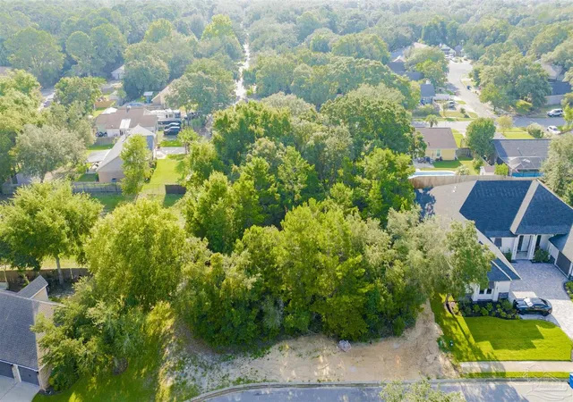 Photo 3 of Land for sale at 00 Manor Cir, Gulf Breeze, FL 32563 | MLS# 669131 | Listing updated on 2026-07-27