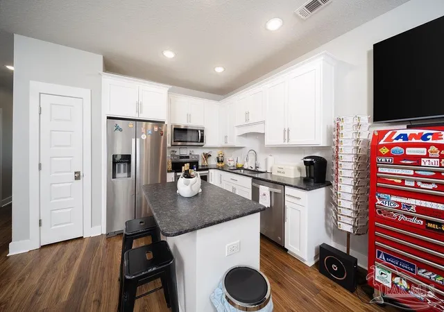 5th image of 266 Junction Ave, Pensacola, FL 32502 | MLS# 681579