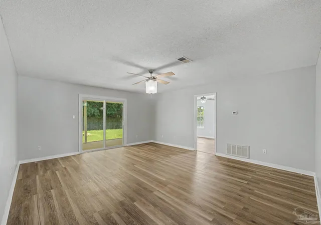 Photo 3 of Single family home for sale at 1634 Brookwood Cir, Gulf Breeze, FL 32563 | MLS# 688068 | Listing updated on 2026-09-08