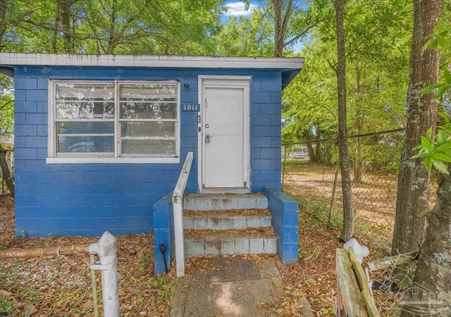 4th image of 1011 W Hatton St, Pensacola, FL 32501 | MLS# 681028