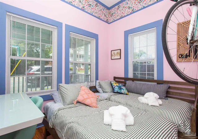Photo 4 of Single family home for sale at 608 N 9th Avenue, Pensacola, FL 32501 | MLS# 685487 | Listing updated on 2026-08-20