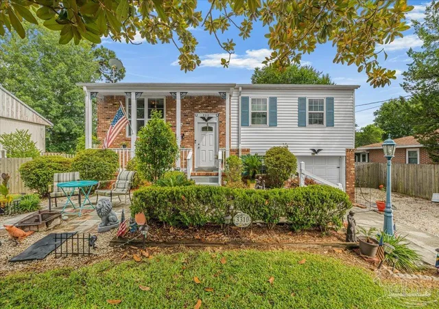 Photo 3 of Single family home for sale at 3310 Bluewater Dr, Pensacola, FL 32503 | MLS# 685746 | Listing updated on 2026-08-14
