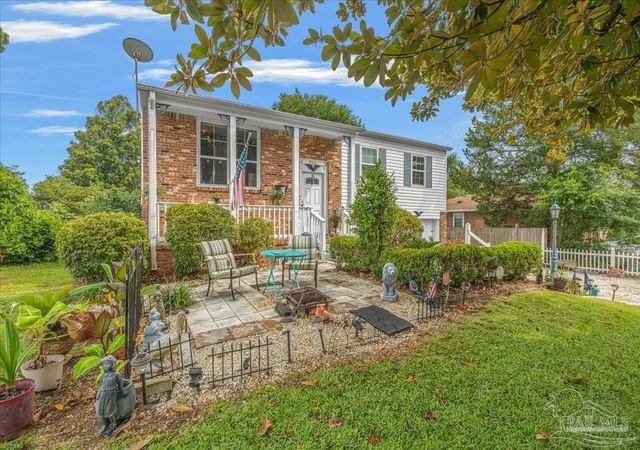 Photo 3 of Single family home for sale at 3310 Bluewater Dr, Pensacola, FL 32503 | MLS# 685746 | Listing updated on 2026-08-14