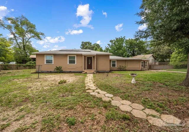 1st image of 29 Mindoro Cir, Pensacola, FL 32507 | MLS# 682538