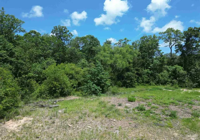 4th image of 2900 E Sandpiper Cv, Navarre, FL 32566 | MLS# 684718
