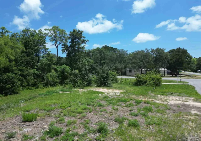 5th image of 2900 E Sandpiper Cv, Navarre, FL 32566 | MLS# 684718