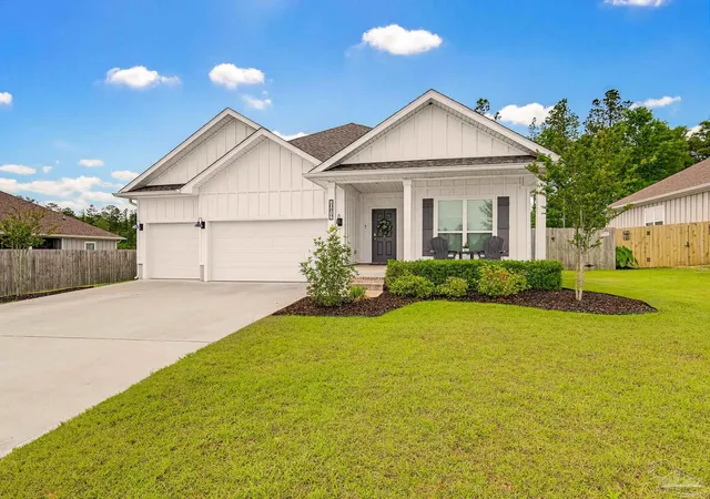 Photo 4 of Single family home for sale at 10817 Blacktail Loop, Pensacola, FL 32526 | MLS# 681760 | Listing updated on 2026-06-30