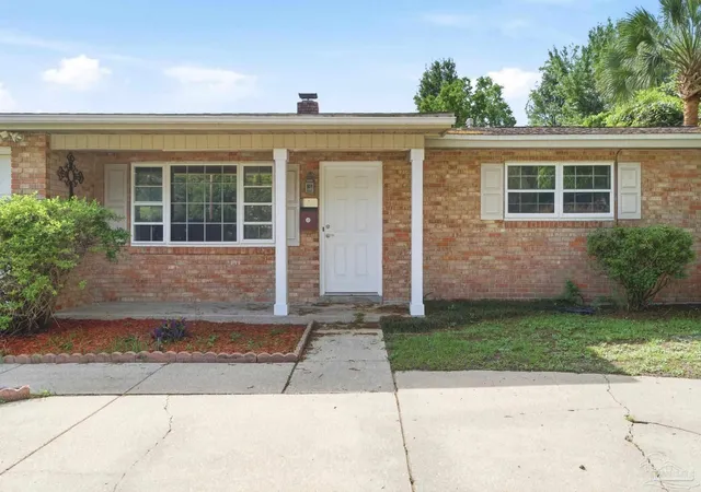 Homes for sale in Pensacola, FL | 6120 Virwood Rd, Pensacola, FL 32504 | MLS# 683460