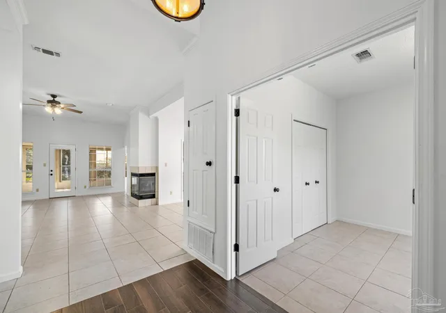 Homes for sale in Gulf Breeze, FL | 4172 Longwood Cir, Gulf Breeze, FL 32563 | MLS# 678888