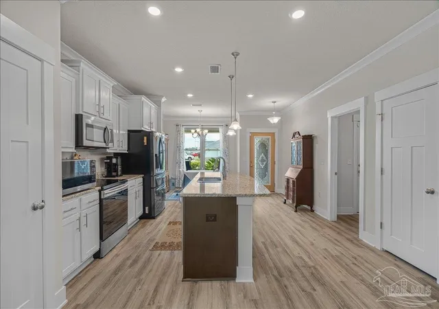 Photo 3 of Single family home for sale at 6510 Covington Cir, Pensacola, FL 32526 | MLS# 685793 | Listing updated on 2026-10-12