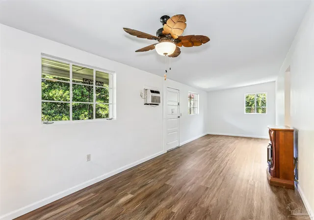 Photo 4 of Single family home for sale at 29 Cloverland Ct, Pensacola, FL 32505 | MLS# 681288 | Listing updated on 2026-09-08