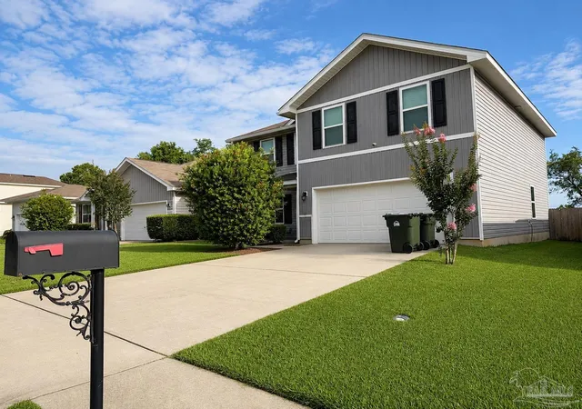 Photo 1 of Single family home for sale at 5752 Blackhorse Cir, Pensacola, FL 32526 | MLS# 684744 | Listing updated on 2026-07-04