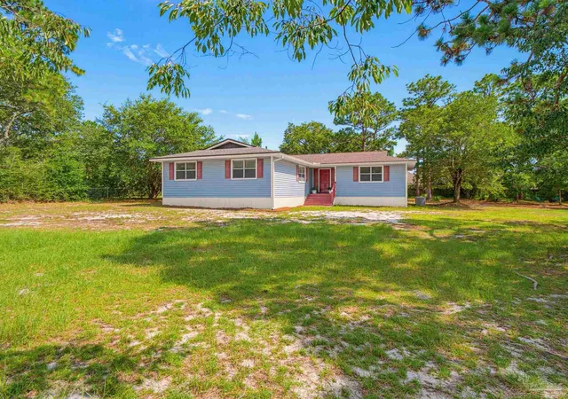Photo 2 of Single family home for sale at 6073 Clay Cir, Gulf Breeze, FL 32563 | MLS# 685059 | Listing updated on 2026-07-20