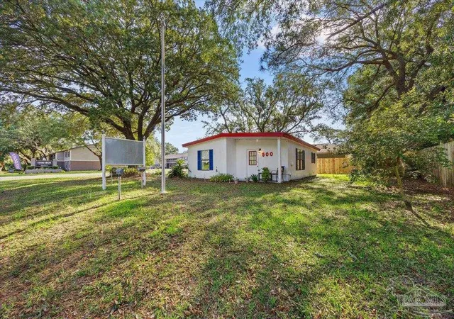 Photo 3 of Single family home for sale at 500 S Fairfield Dr, Pensacola, FL 32506 | MLS# 682320 | Listing updated on 2026-06-30