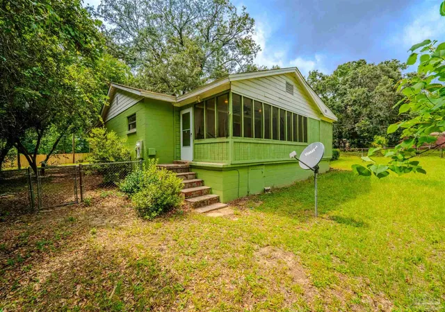 31st image of 430 N V St, Pensacola, FL 32505 | MLS# 683600