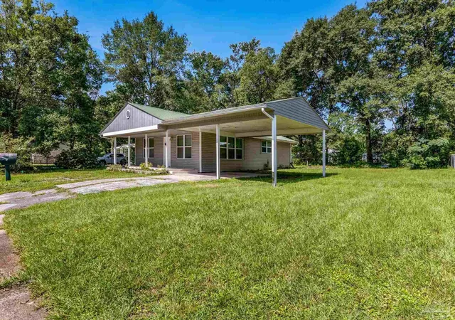 Photo 3 of Single family home for sale at 5411 Alabama St, Milton, FL 32570 | MLS# 685291 | Listing updated on 2026-09-21