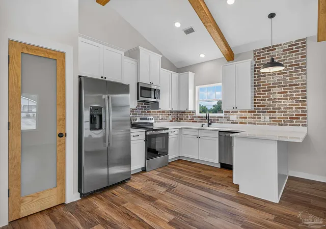 4th image of 1106 N E St, Pensacola, FL 32501 | MLS# 682991