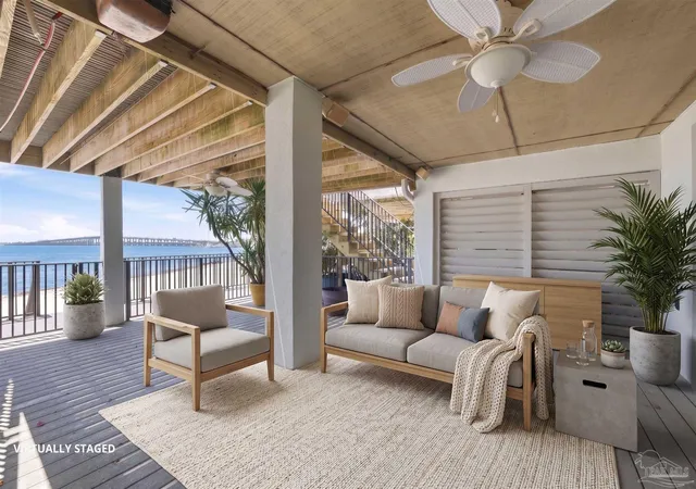 Photo 4 of Townhouse for sale at 1189 Gulf Breeze Pkwy, Gulf Breeze, FL 32561 | MLS# 683349 | Listing updated on 2026-09-10