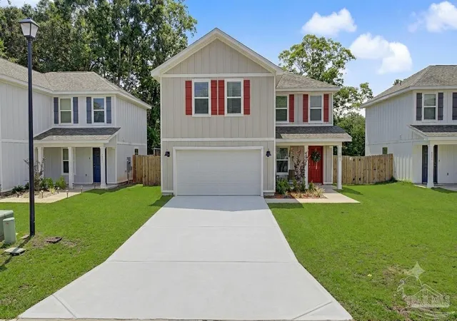 Homes for sale in Pace, FL | 4915 Valor Ct, Pace, FL 32571 | MLS# 684499