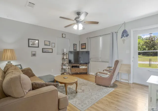 4th image of 7300 Sachem Rd, Pensacola, FL 32505 | MLS# 685244