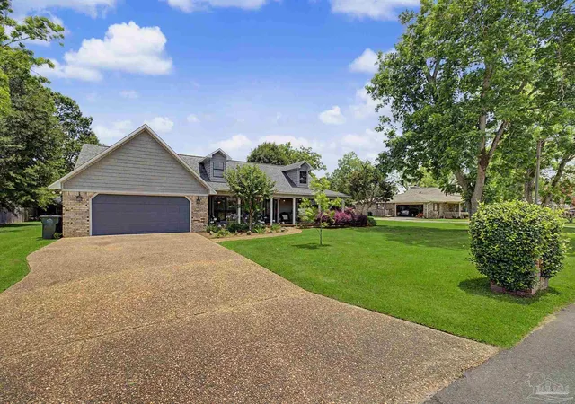 3rd image of 2006 Stallion Rd, Cantonment, FL 32533 | MLS# 683367