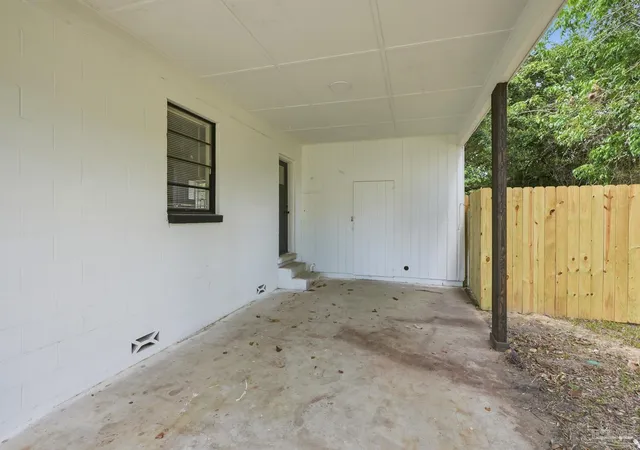 Photo 3 of Sale Pending at 350 Kelson Rd, Pensacola, FL 32514 | MLS# 685158 | Listing updated on 2026-08-31