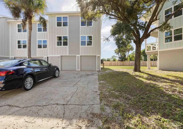Photo 3 of Condo for sale at 200 Pensacola Beach Rd #E4, Gulf Breeze, FL 32561 | MLS# 672923 | Listing updated on 2026-08-18