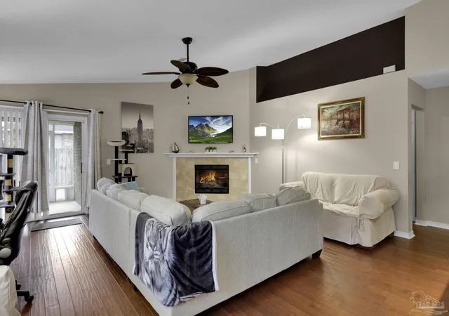 Photo 3 of Single family home for sale at 689 Mozingo Ln, Pensacola, FL 32514 | MLS# 676639 | Listing updated on 2026-08-01