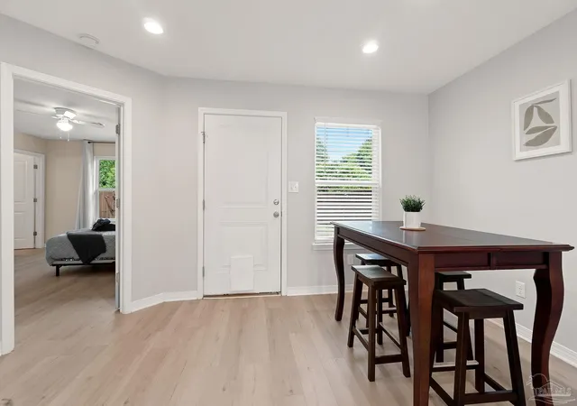 4th image of 1004 Polk Ave, Pensacola, FL 32507 | MLS# 682007