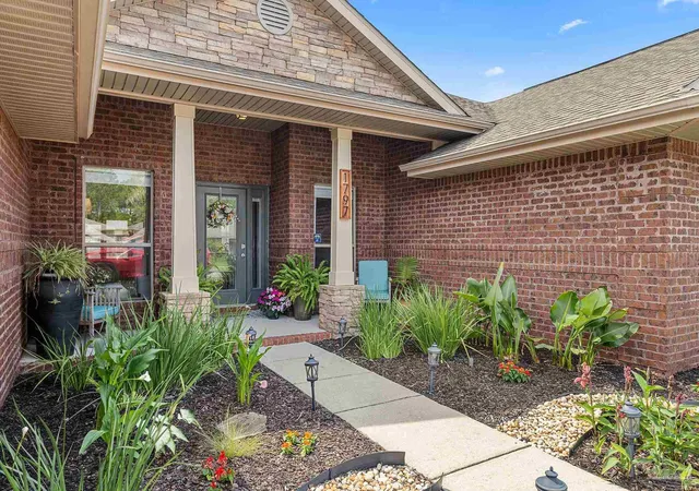 Photo 3 of Single family home for sale at 1797 Twin Pine Blvd, Gulf Breeze, FL 32563 | MLS# 683799 | Listing updated on 2026-08-22