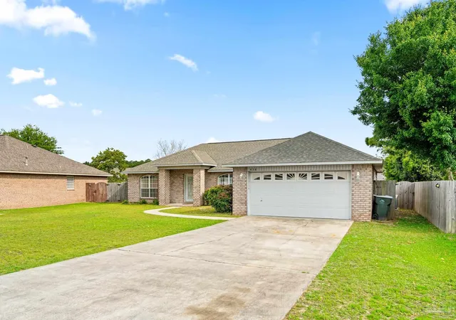 Photo 3 of Single family home for sale at 638 Downhaul Dr, Pensacola, FL 32507 | MLS# 682248 | Listing updated on 2026-09-23