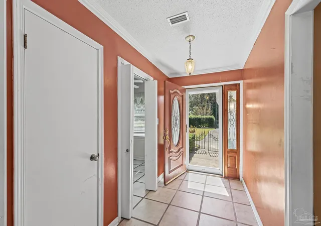 Photo 3 of Single family home for sale at 1910 Inda Ave, Pensacola, FL 32526 | MLS# 690636 | Listing updated on 2026-10-30