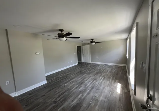 5th image of 1111 N U St, Pensacola, FL 32505 | MLS# 683397
