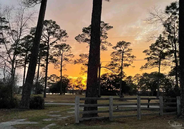 26th image of 7524 Petersen Pt Rd, Milton, FL 32583 | MLS# 683525