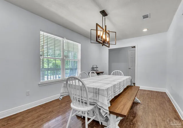 Photo 4 of Single family home for sale at 7093 Wymart Rd, Pensacola, FL 32526 | MLS# 681514 | Listing updated on 2026-10-07
