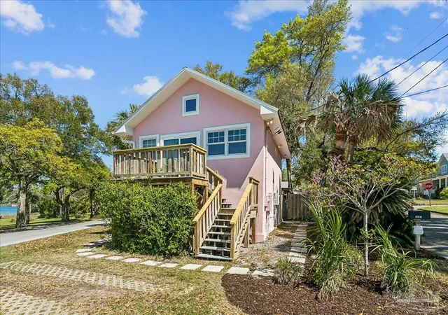 2nd image of 902 Bayou Blvd, Pensacola, FL 32503 | MLS# 679707