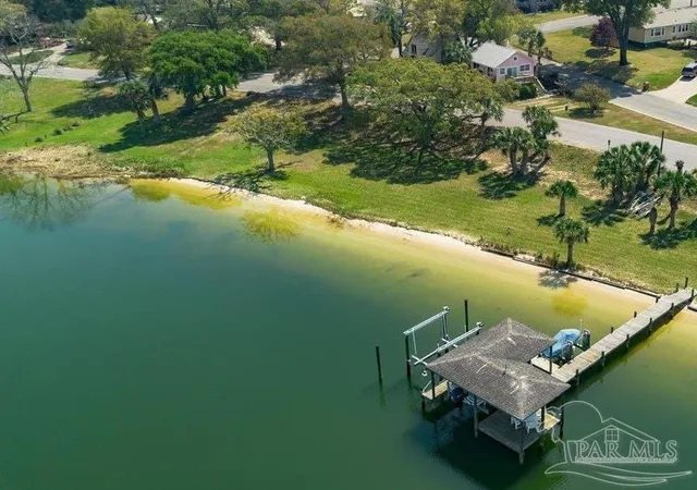 4th image of 902 Bayou Blvd, Pensacola, FL 32503 | MLS# 679707