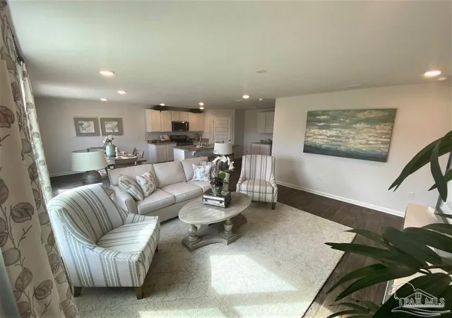 image of 3934 Whitetail Ln, Pensacola, FL 32526 | MLS# 685429