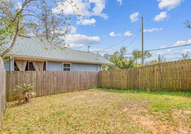 Photo 25 of Townhouse for sale at 1200 N F St #B, Pensacola, FL 32501 | MLS# 682109 | Listing updated on 2026-08-13