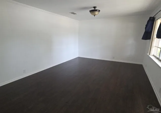 Photo 3 of Single family home for sale at 4304 Bishop St, Pensacola, FL 32503 | MLS# 688238 | Listing updated on 2026-09-01