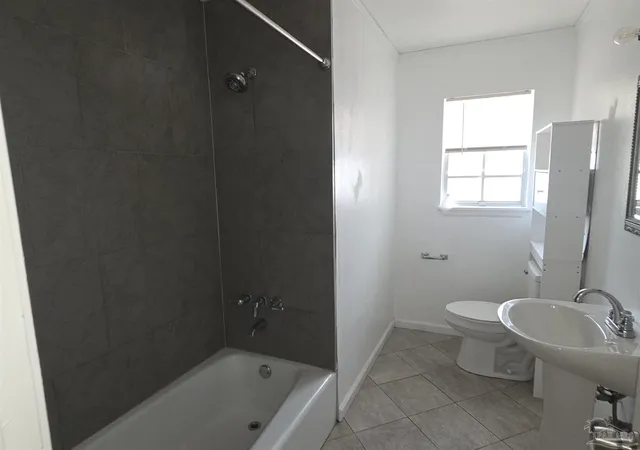Photo 4 of Single family home for sale at 4304 Bishop St, Pensacola, FL 32503 | MLS# 688238 | Listing updated on 2026-09-01