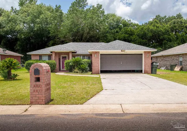 Photo 1 of Sale Pending at 8257 Groveland Ave, Pensacola, FL 32534 | MLS# 685749 | Listing updated on 2026-09-29