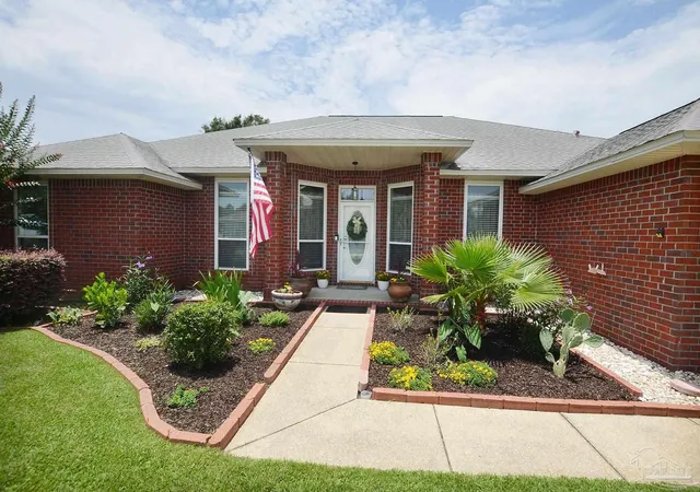 Photo 4 of Single family home for sale at 3005 Concho Dr, Pensacola, FL 32507 | MLS# 684562 | Listing updated on 2026-09-12