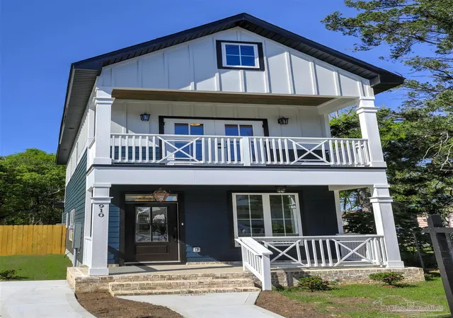 Photo 1 of Single family home for sale at 910 W Jackson St, Pensacola, FL 32501 | MLS# 680316 | Listing updated on 2026-09-22