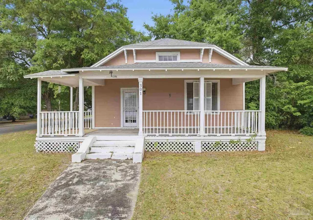 Photo 2 of Single family home for sale at 301 N F St, Pensacola, FL 32501 | MLS# 681550 | Listing updated on 2026-10-19