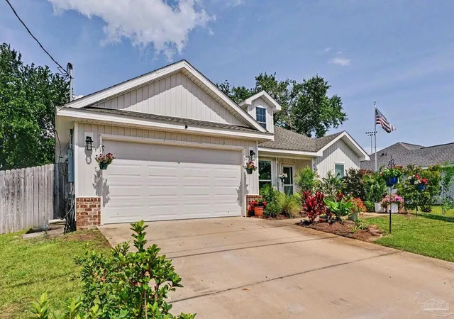 Single family home for sale at 1860 Justice Cir, Gulf Breeze, FL 32563 | MLS# 683861