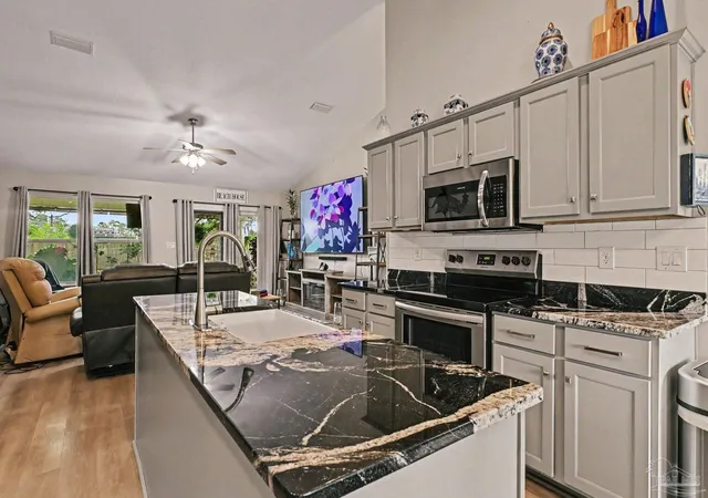 Photo 1 of Single family home for sale at 1860 Justice Cir, Gulf Breeze, FL 32563 | MLS# 683861 | Listing updated on 2026-09-19