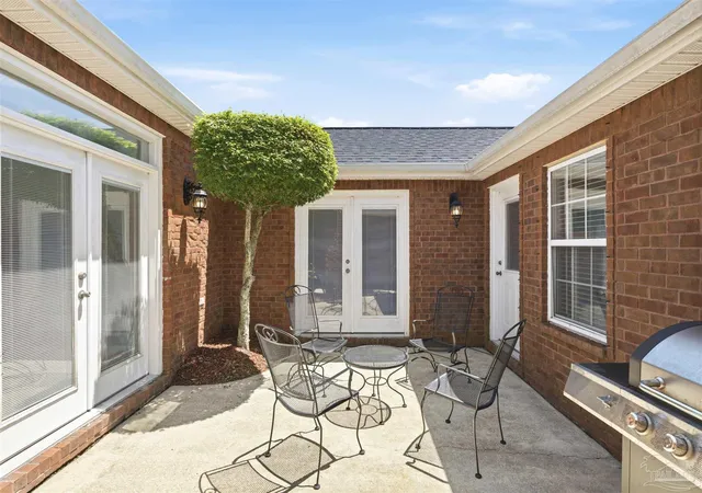 Photo 4 of Single family home for sale at 1668 Woodlawn Way, Gulf Breeze, FL 32563 | MLS# 684344 | Listing updated on 2026-09-10