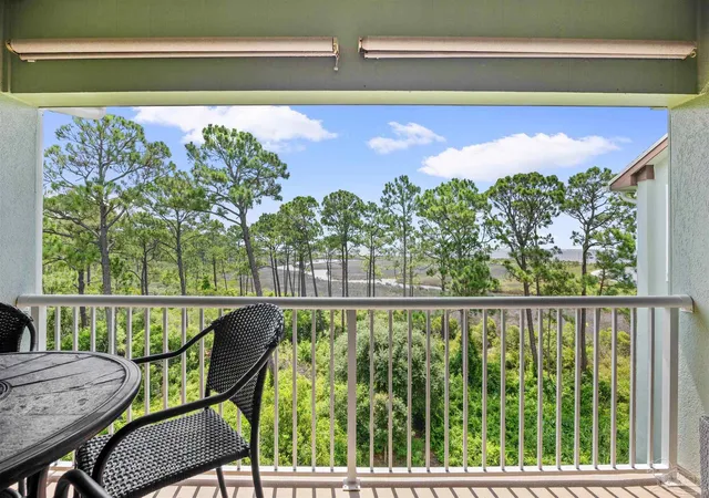 Homes for sale in Pensacola, FL | 4060 Indigo Dr, Pensacola, FL 32507