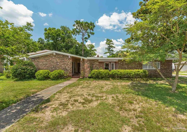 2nd image of 7970 Lancelot Dr, Pensacola, FL 32514 | MLS# 685316